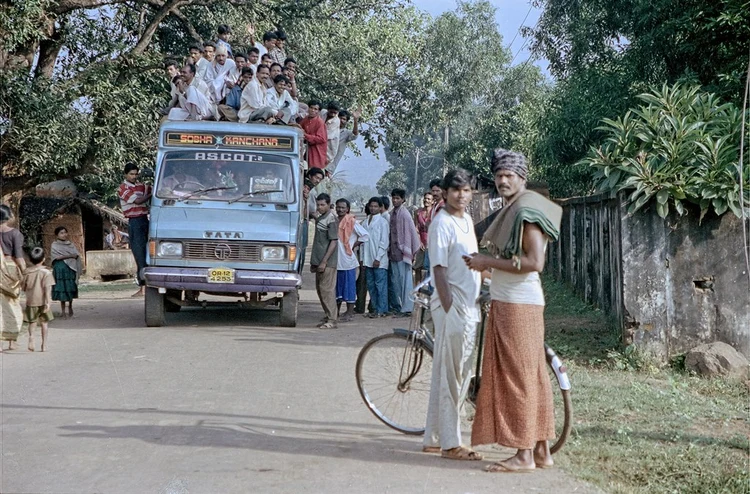 ନାଜୁ ଲକୁ ତାକା